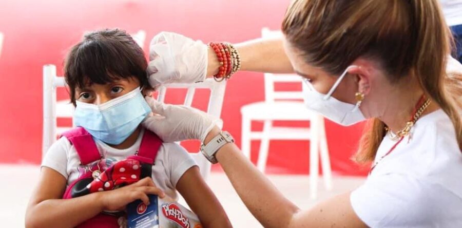 Mi Mercado DIFerente, programa estatal que apoya y atiende la salud y economía de las y los locatarios de mercados públicos de Oaxaca: IMM