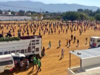 Productores de Puebla regalan verduras y legumbres a oaxaqueños