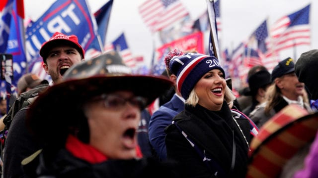 Cierran Congreso de EU en medio de protestas pro-Trump