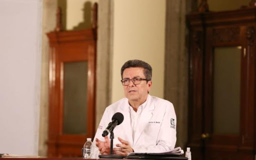 Ven posible dar de alta a doctora del IMSS hospitalizada tras reacción a vacuna contra COVID