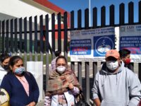 Pobladores de Sola de Vega protestaron en el Congreso de Oaxaca