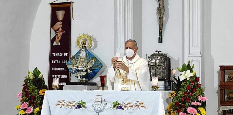 Iglesia católica pide celebrar el Miércoles de Ceniza en los hogares