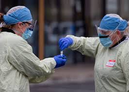 Muertes por coronavirus en Italia superan las 90 mil