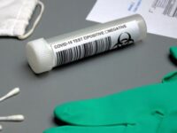 50 farmacias michoacanas aplicaban pruebas no autorizadas de coronavirus