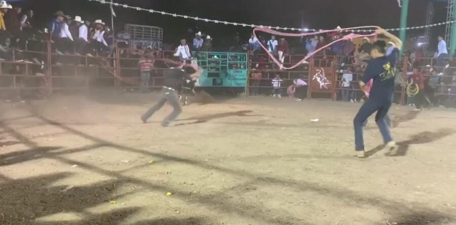 Realizan jaripeo en La Estancia, Sola de Vega sin las medidas sanitarias