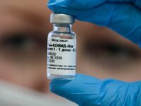 Rusia aprueba su tercera vacuna contra el Covid-19 llamada CoviVac