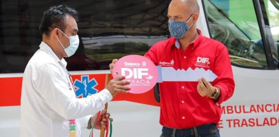 Reciben municipios de la región de la Cañada apoyos en materia de alimentación y salud: CHR