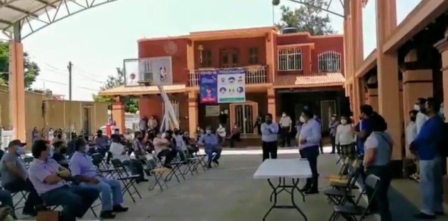 Desconocen al Agente Municipal de Santiaguito Etla