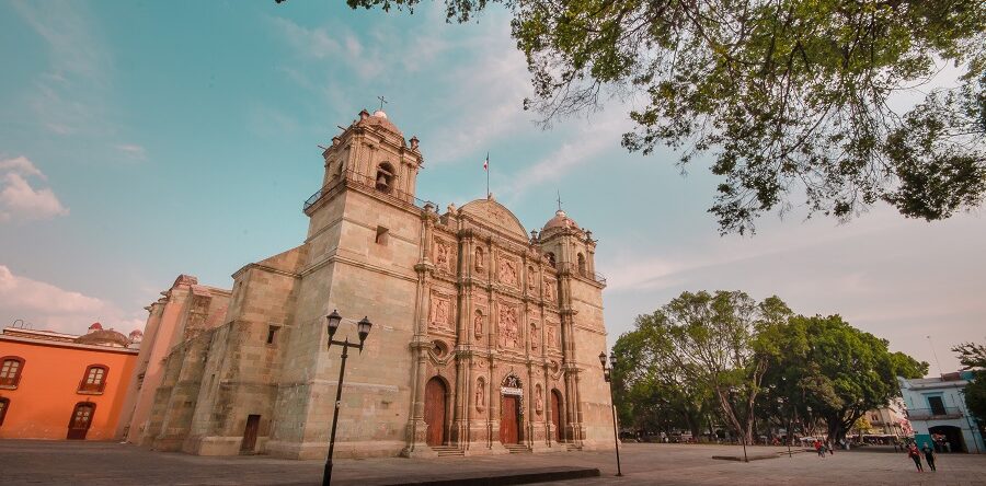 Sectur Oaxaca invita a visitantes y habitantes a respetar los protocolos de seguridad e higiene en temporada vacacional
