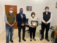 Distinguen a trabajadoras sociales del Hospital de la Mujer y el Niño Oaxaqueño, con la medalla Juana Catalina Romero