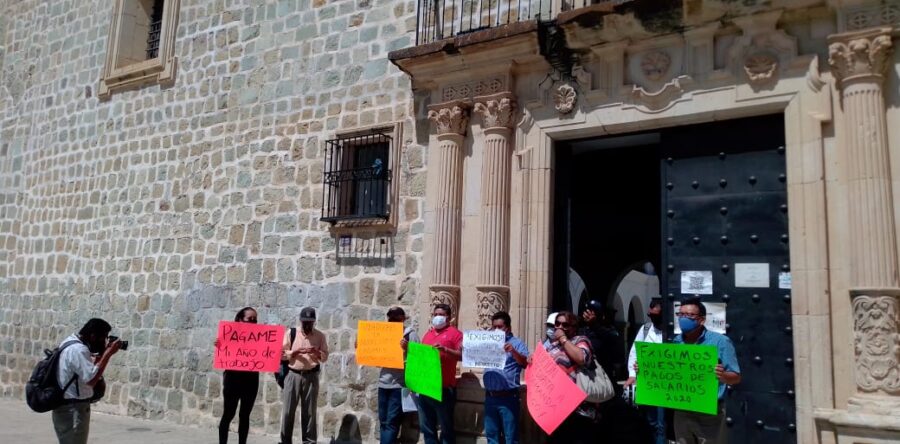Trabajadores de Ayuntamiento capitalino piden el pago de sus salarios