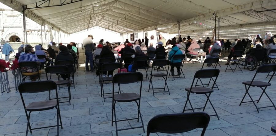 Arranca la vacunación contra la Covid-19 en Oaxaca de Juárez