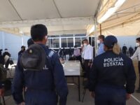 Acude AMH a dialogar con los policías estatales en paro de labores