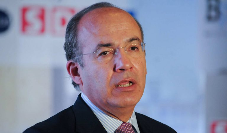 Felipe Calderón es denunciado en Oaxaca por traición a la patria y financiamiento al terrorismo