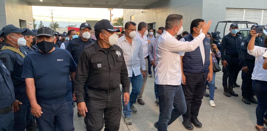 Oaxaca cuenta con sus policías: Alejandro Murat