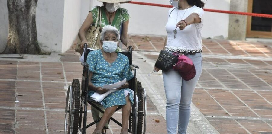 Apoya Ayuntamiento de Oaxaca en aplicación de la segunda dosis de vacuna contra COVID-19