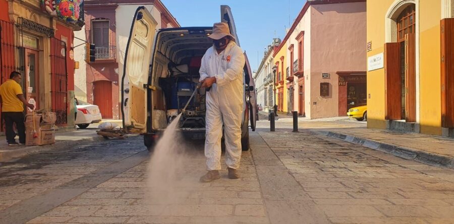 Continúan las acciones del Ayuntamiento de Oaxaca de Juárez para sanear espacios públicos