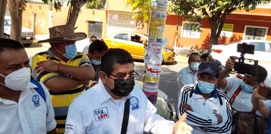 Sección-22 protesta en contra del ISSSTE por el sorteo electrónico para préstamos