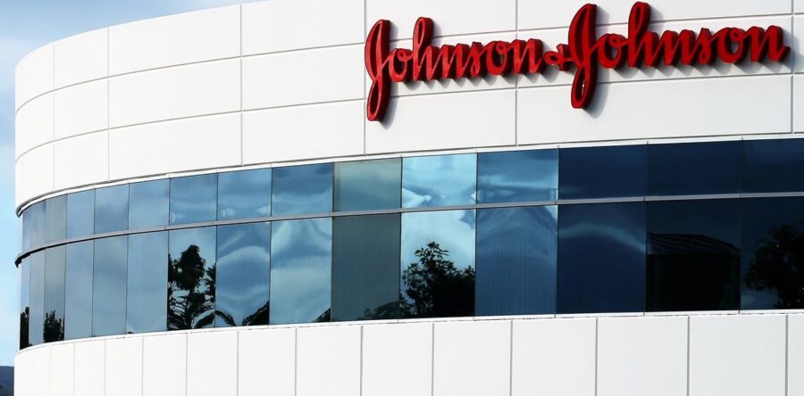 Vacuna de Johnson & Johnson contra Covid-19 logra ventas por 100 mdd