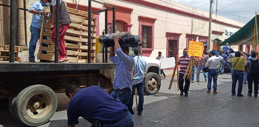Después de 24 días el SITSS levantó su paro de labores