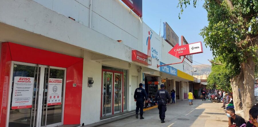 Oaxaca de Juárez refuerza la vigilancia policial