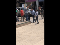 Gobernador de Michoacán agrede a manifestante; encaré a un ‘halcón’, dice Aureoles