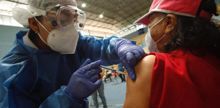 Mañana inicia la aplicación de la segunda dosis de la vacuna Pfizer en municipios de los Valles Centrales