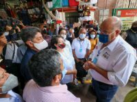 Mercados oaxaqueños firmes con Javier Villacaña