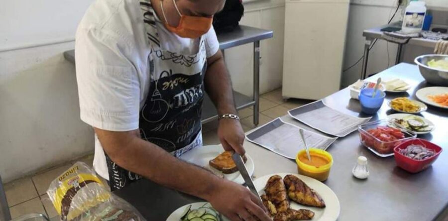 Invita DIF de Oaxaca de Juárez a inscribirse en cursos que ofrece el Instituto de Artes y Oficios