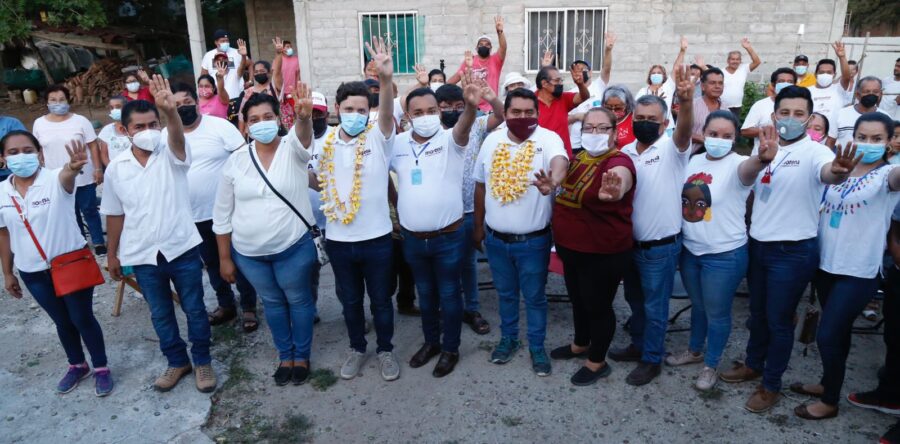 Refuerza Pepe Estefan Gillessen el trabajo en secciones electorales de Ixtepec e Ixtaltepec
