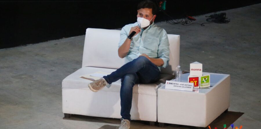 Gana Pepe Estefan Gillessen el debate de candidatos a diputados federal por VII distrito