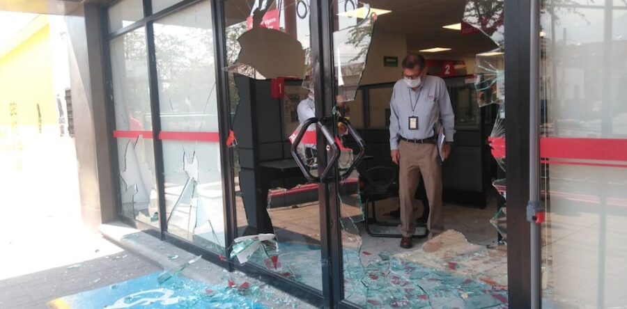 Disuadir, no reprimir, solución policíaca ante el vandalismo: Alfredo Martínez de Aguilar
