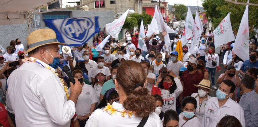 Cientos de militantes de MORENA se suman al proyecto de Javier Villacaña