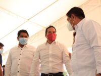 Le apuesta Juan Carlos García Márquez al diálogo con los colonos de Santa Lucía