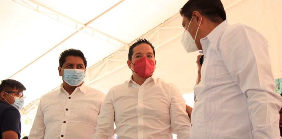 Le apuesta Juan Carlos García Márquez al diálogo con los colonos de Santa Lucía