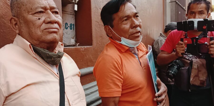 Denuncian presuntos actos de corrupción en Santa Catarina Mechoacán