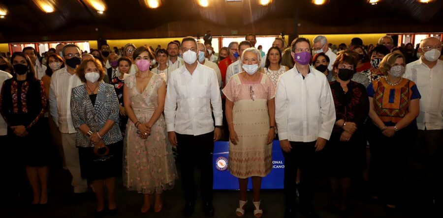 Oaxaca se sigue la ruta de la igualdad en todo momento y así continuará: AMH