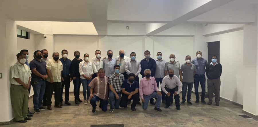 Se adhiere Unión Intersindical de la UABJO a Javier Villacaña, para rescatar a la ciudad de Oaxaca