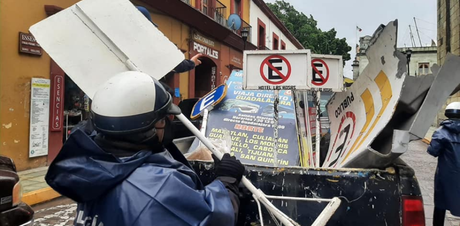 Retira Ayuntamiento de Oaxaca 458 objetos de la vía pública con el Operativo “Barredora”