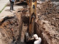 Atiende SAPAO asentamiento/socavón registrado en la Central de Abasto