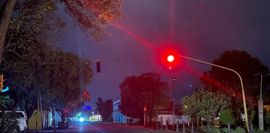 Piden restablecer el alumbrado público en el Barrio de Jalatlaco