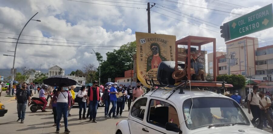 Conmemora la Sección 22 un aniversario más del fallido desalojo del 2006