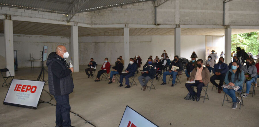 Diálogo, consenso y trabajo en unidad permite acuerdos en el área educativa: Francisco Villarreal