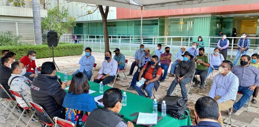 Segego mantiene puntual atención a Santiago Textitlán y sus agencias Río Santiago y Santiago Xochiltepec