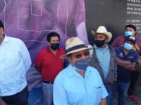 Con protesta en el INPI exigen audiencia con Adelfo Regino; exigen obras de pavimentación