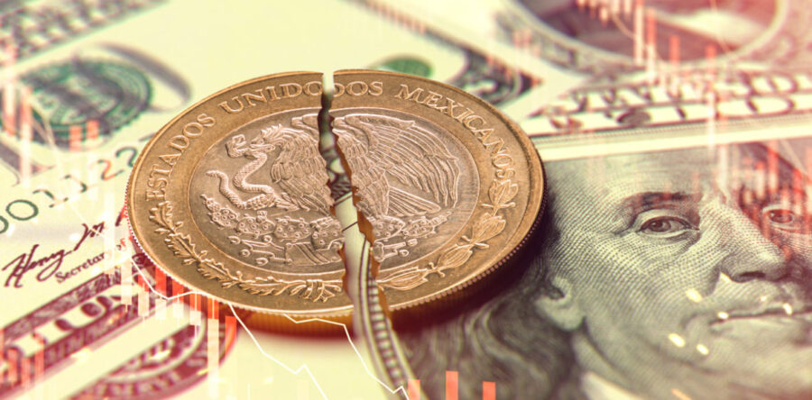 Peso cae a su nivel más débil en un mes; preocupa repunte de Covid-19