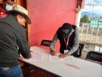 Concilia Segego conflicto social en Santos Reyes Yucuná