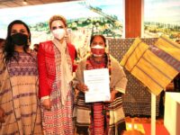 Recibe Oaxaca Galardón Nacional de Textiles