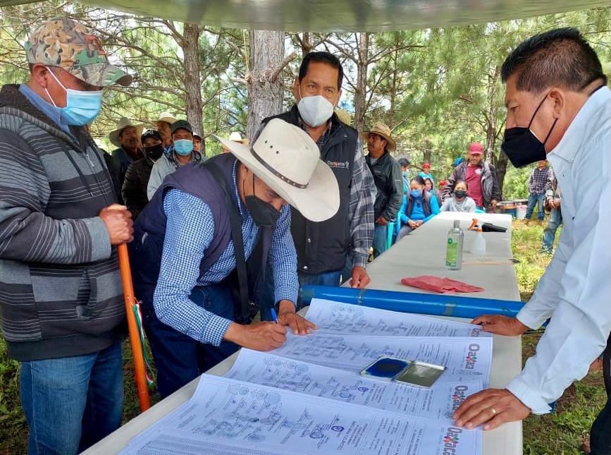 Ponen fin a 50 años de conflicto agrario San Juan Mixtepec y Santa María Yucunicoco