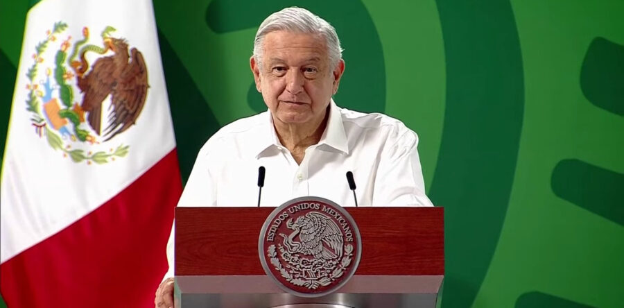 Niños y jóvenes con enfermedades podrían ser vacunados contra Covid-19: AMLO